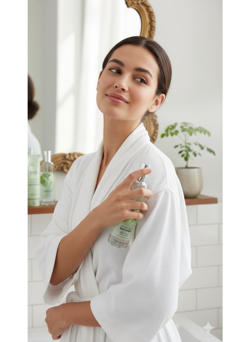 The Body Shop Moringa Body Mist, Ultra-Light Floral Fragrance, Vegan Formula, 100ml (3.3 US FL OZ) - Image 2